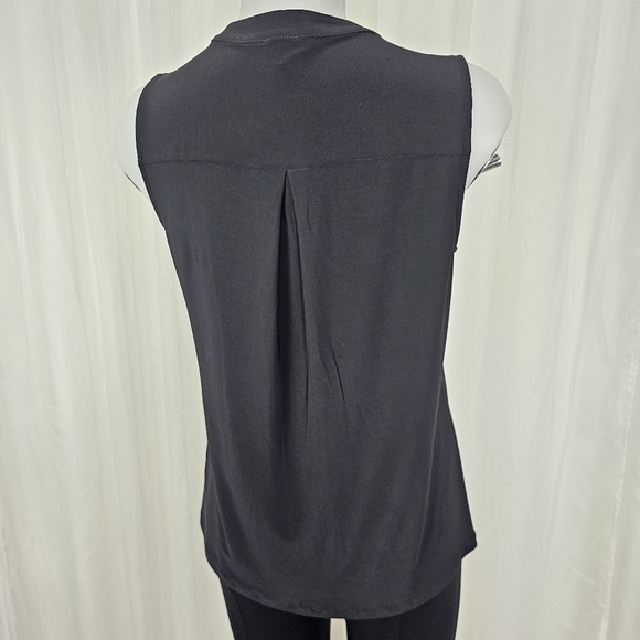 Anne Klein black sleeveless top zip front with chest pockets size small - Picture 6 of 8